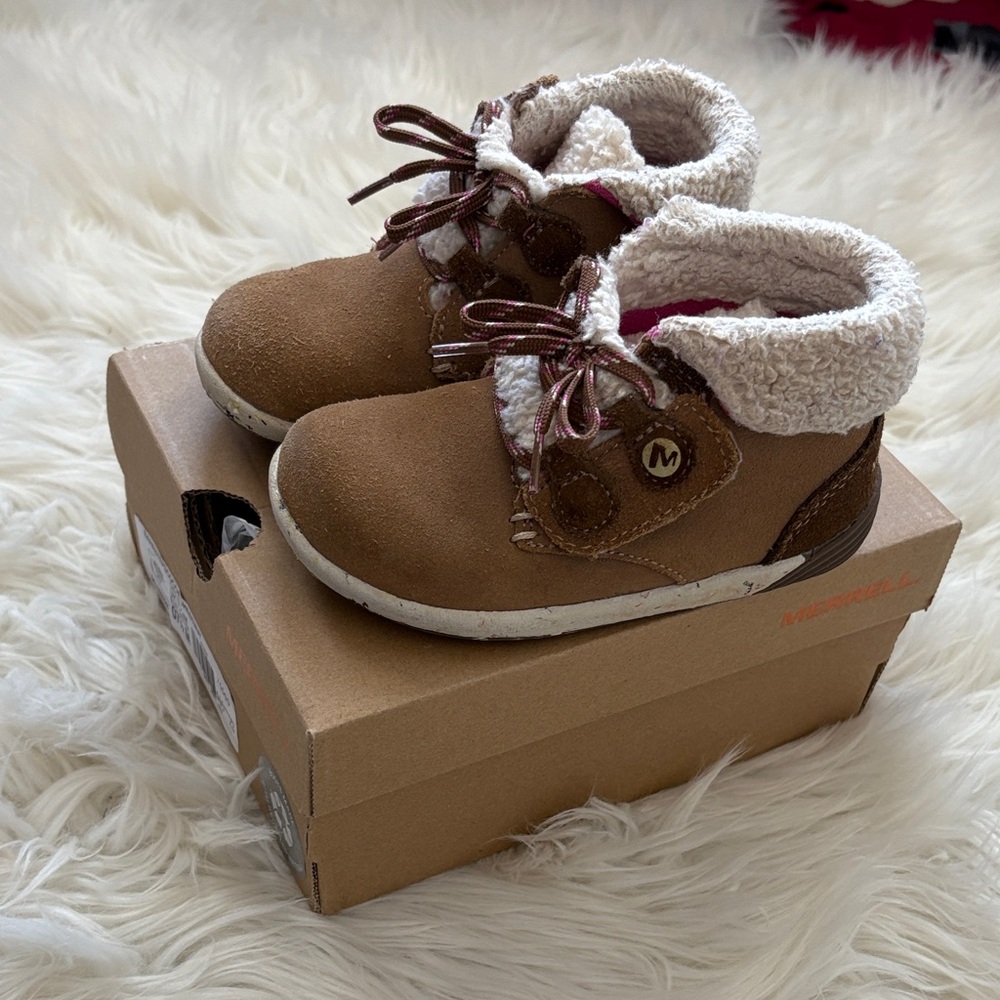 Merrell Brown Kids Boots with Fleece Lining